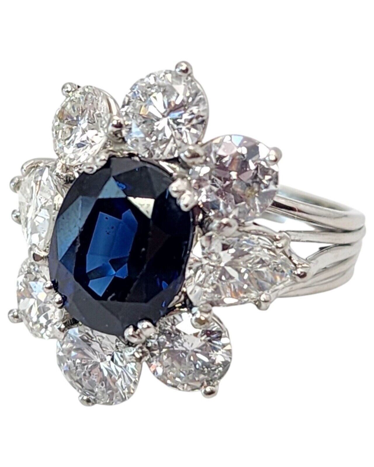 Gorgeous  3.0 Ct Sapphire and  4.70Ct  Diamond Women's Ring