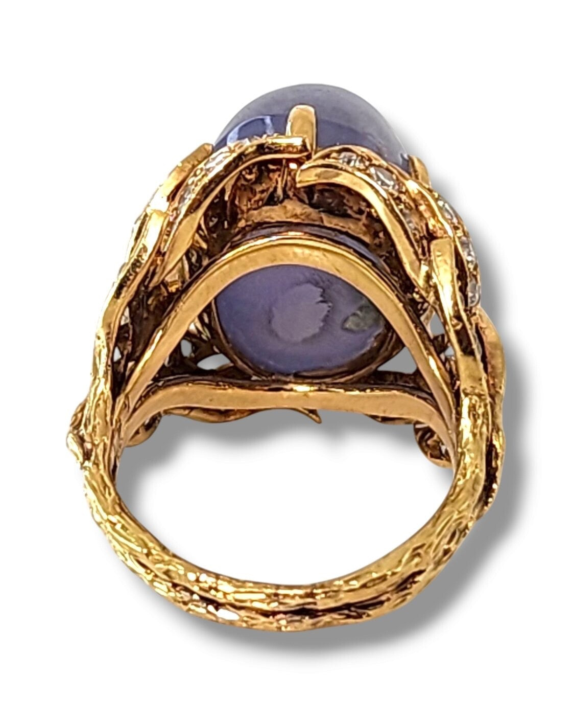 14K Gold, An Outstanding Cocktail Ring with Diamonds and Large Star Sapphire
