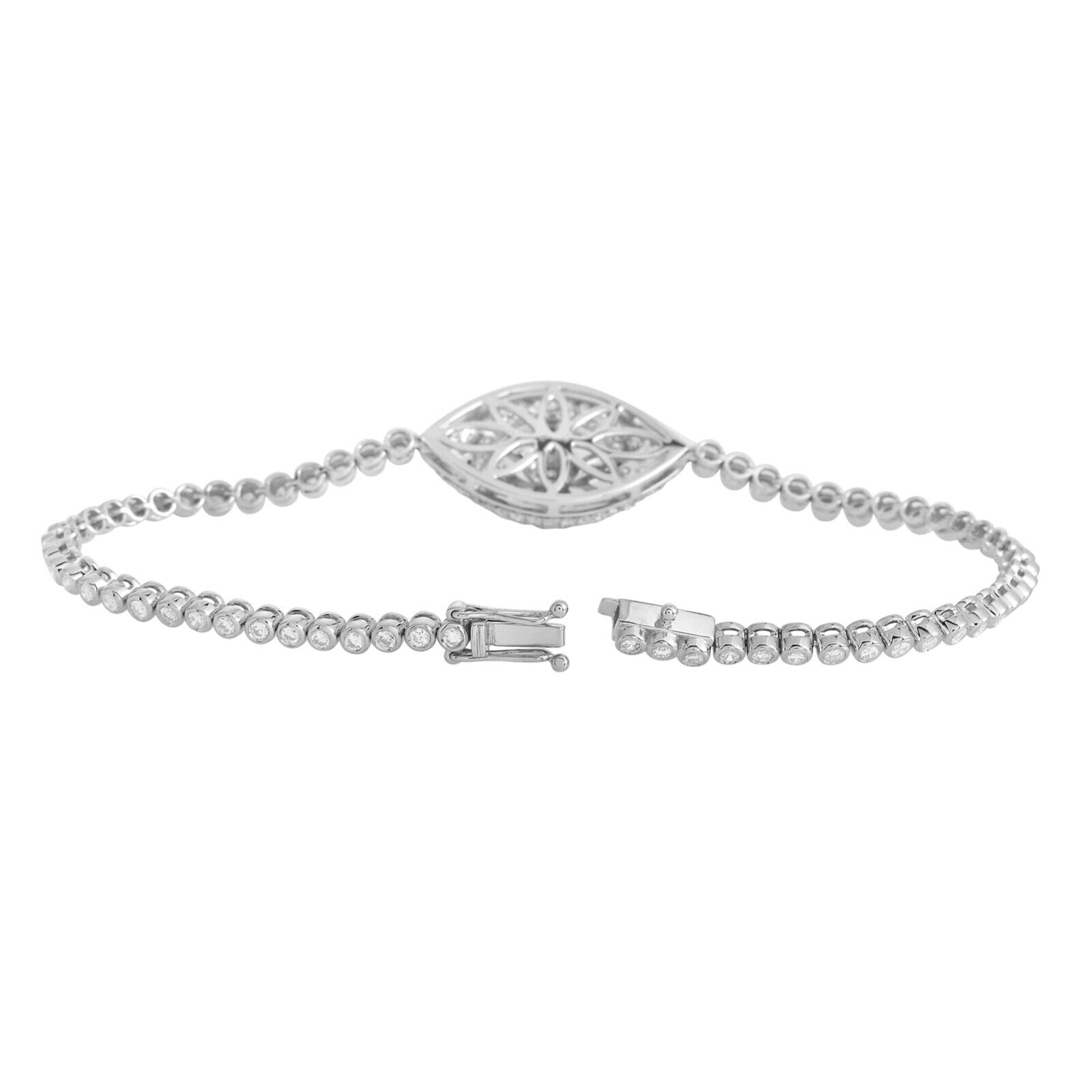 Beautiful 18K White Gold 1.92ct Diamond Evil Eye Bracelet