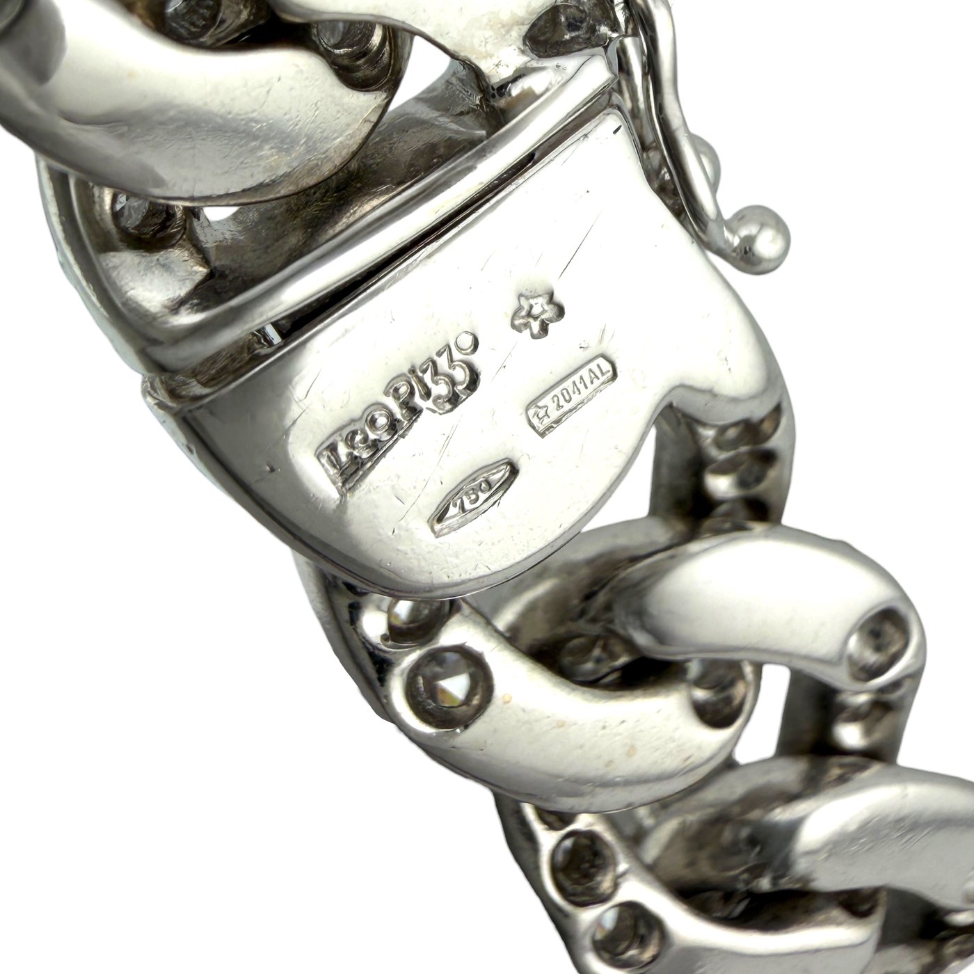 Stamped 18K white gold bracelet clasp end with hallmark details and pin hardware