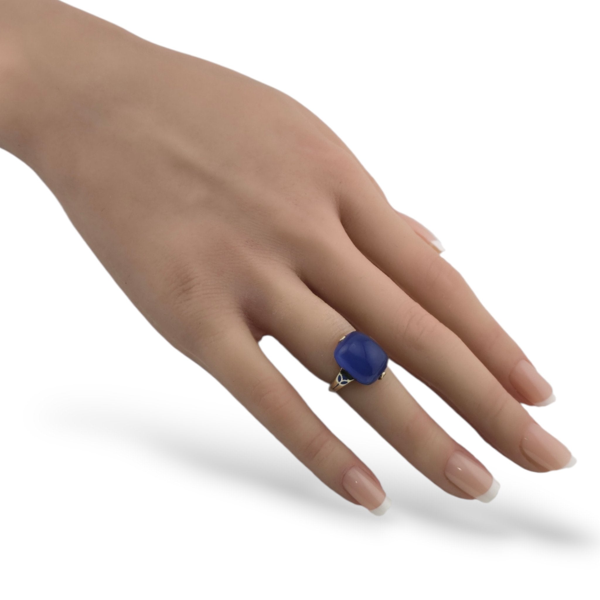 14K Yellow Gold and Deep Blue Chalcedony Ring