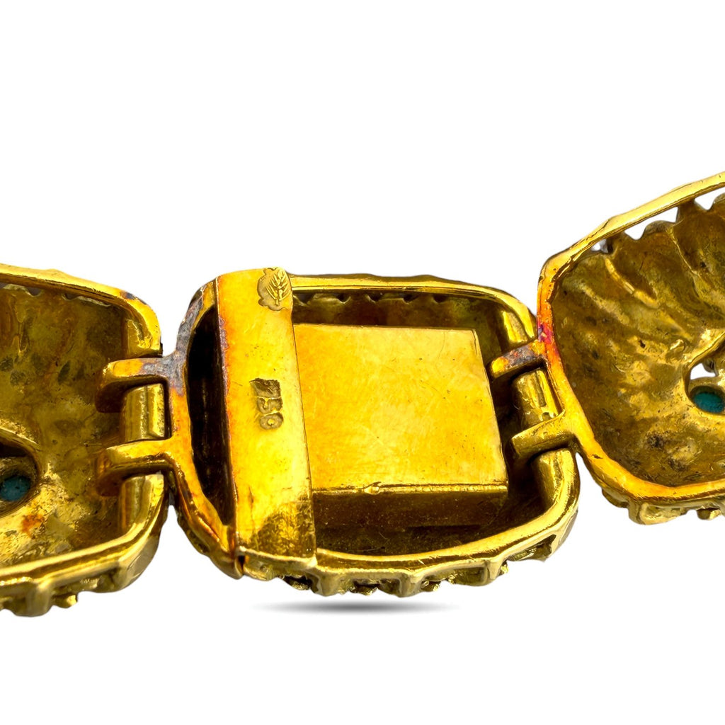 18K yellow gold bracelet clasp with rectangular hinged center link