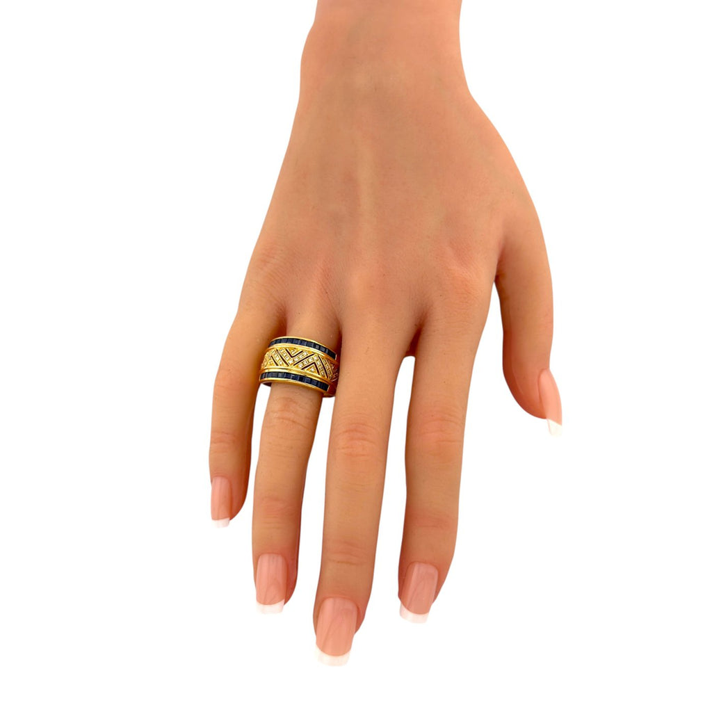 14K Yellow Gold 0.27ct Diamond and Sapphire Ring