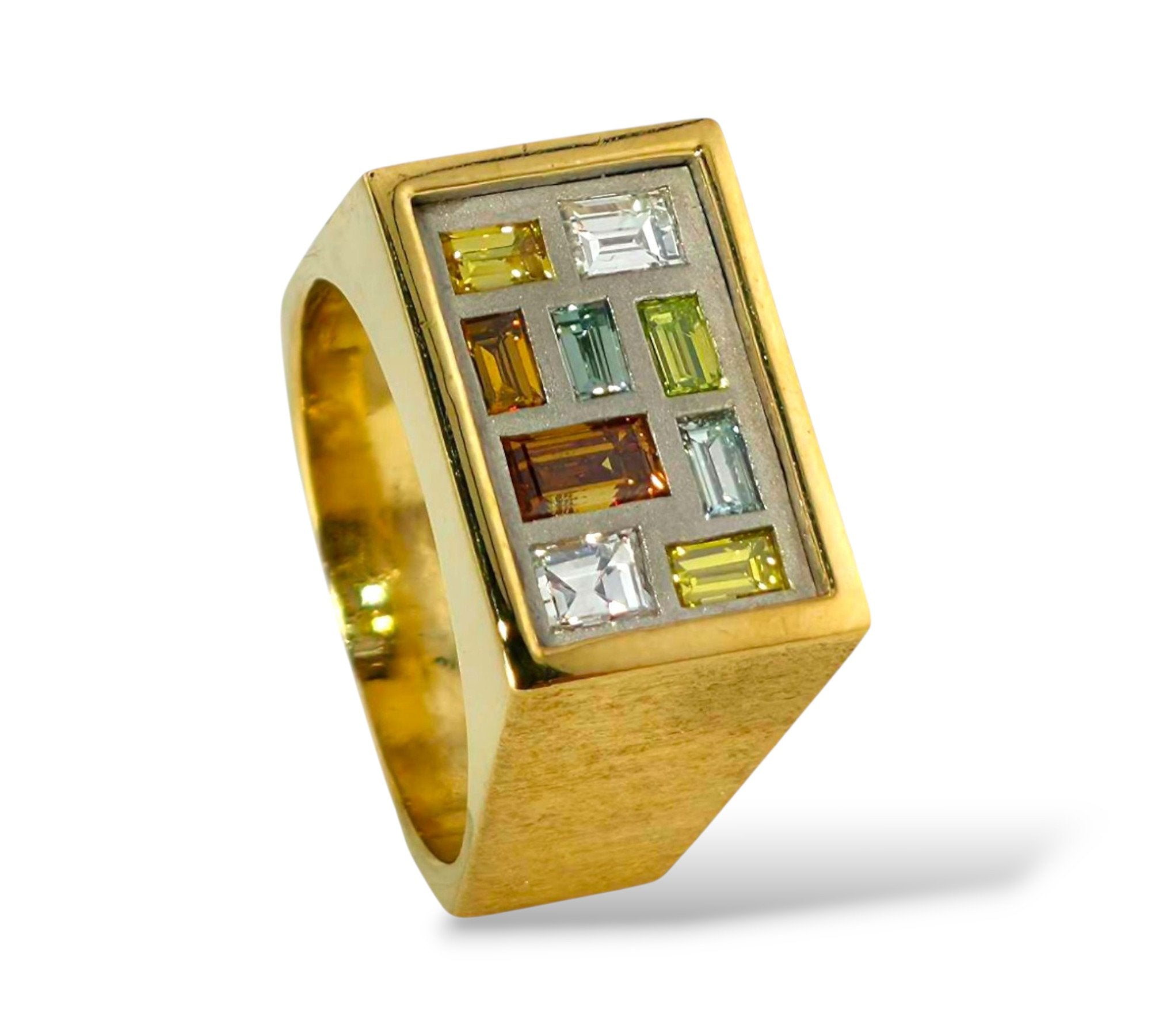 Vintage 18K Yellow Gold Ring with Multi Color 3.5ct Diamonds