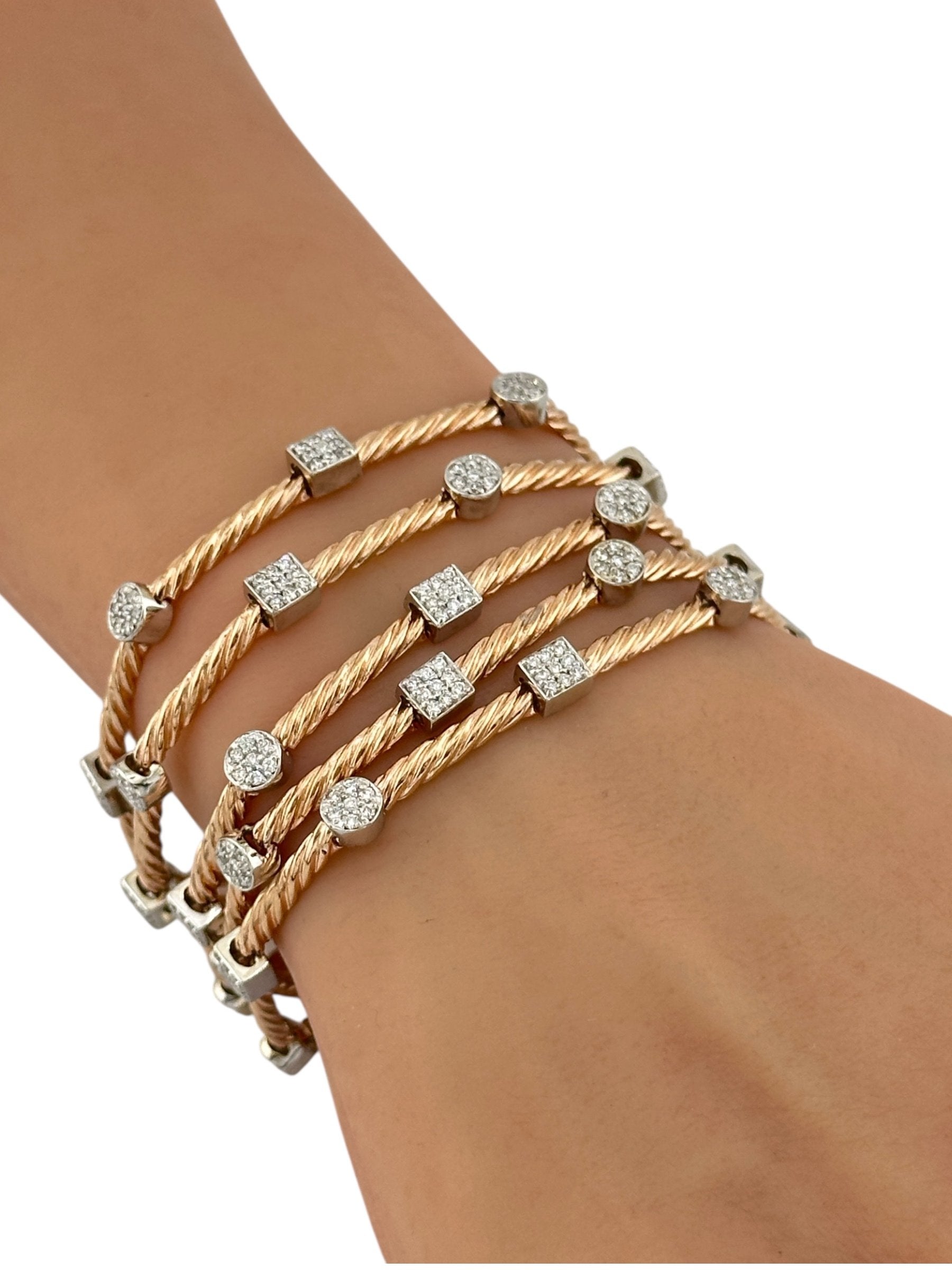 14 kt. Yellow gold, 14K Yellow Gold Multi-Band Bracelet with 3.30 Carats of Diamonds -  3.5ct. tw. Diamond (Natural)