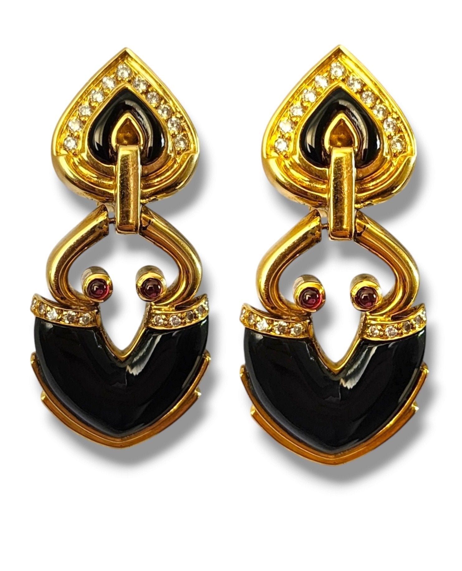 Vintage Spade Design 18K Gold Earring decorated with Diamonds and Rubies