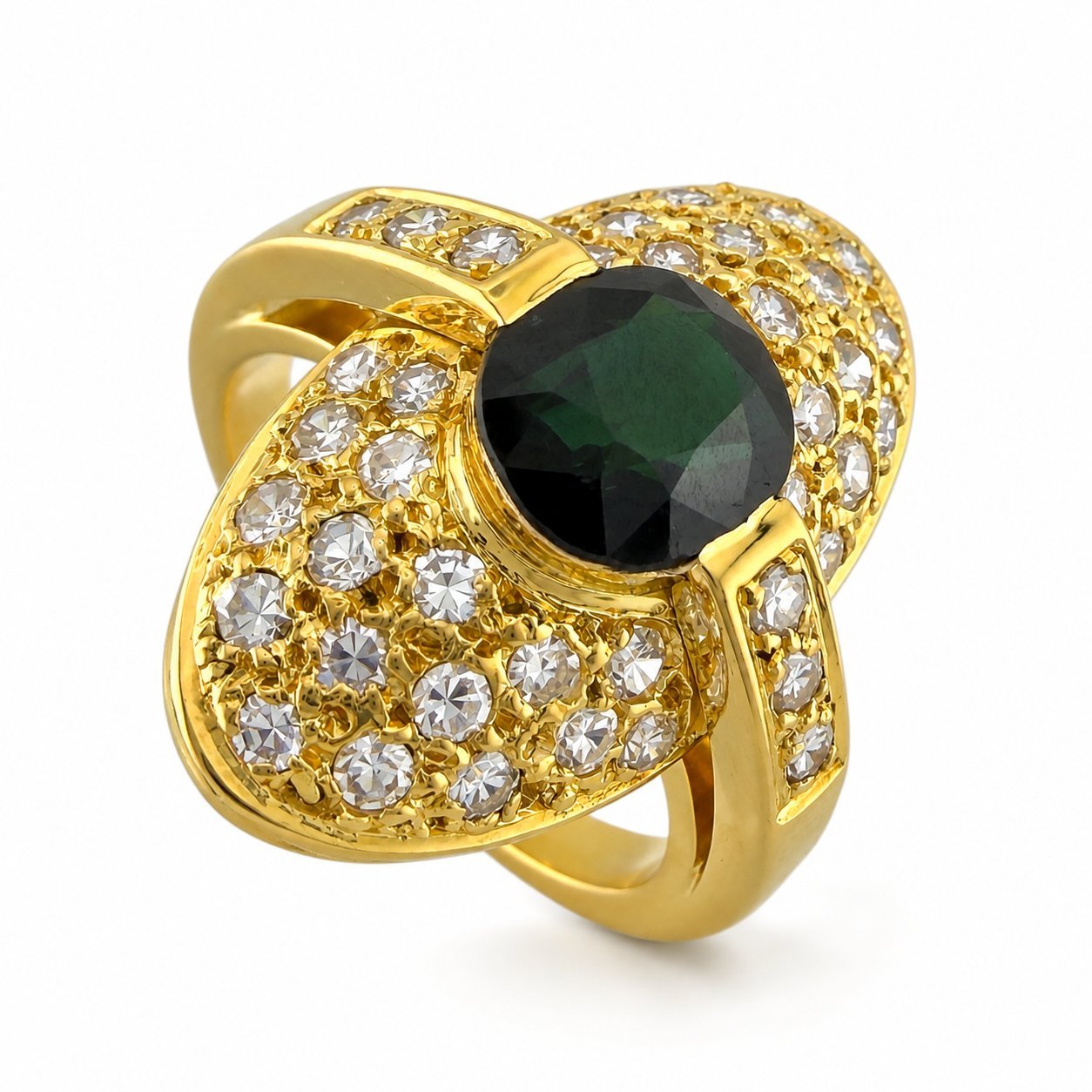 18K yellow gold ring with green tourmaline center and diamond accents