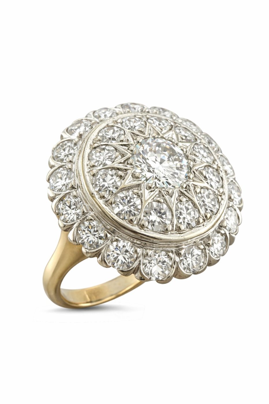 Round double halo diamond ring in 14K yellow gold, side view of center stone and bezel