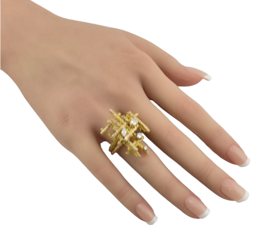 Large 14K Yellow Gold and 0.56ct Diamond Ring