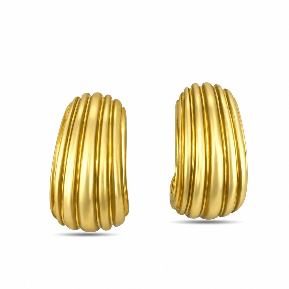 Pair of 18K yellow gold clip-on earrings with rounded ribbed fronts