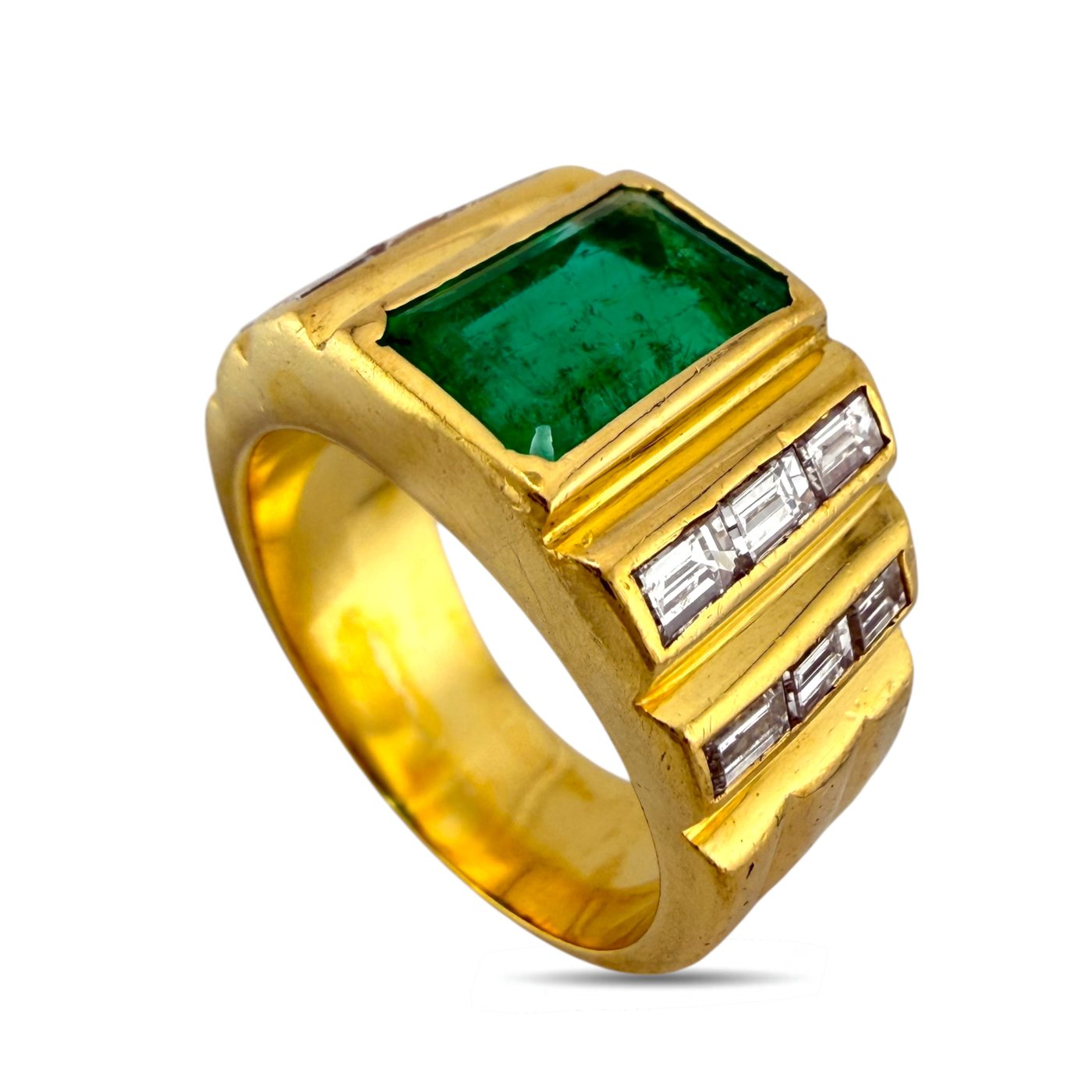 14K Yellow Gold 2.2ct Emerald and 0.6ct Diamond Bold Ring