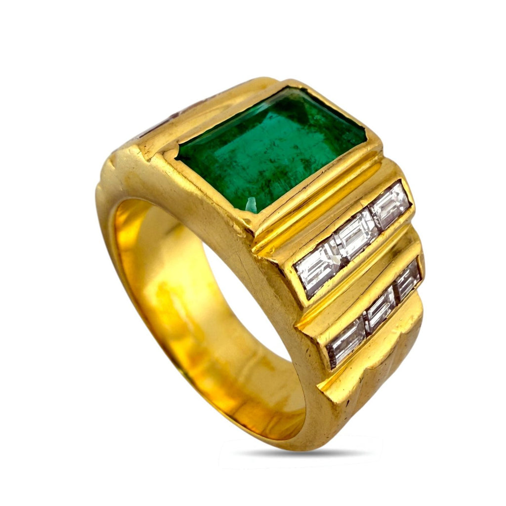 14K Yellow Gold 2.2ct Emerald and 0.6ct Diamond Bold Ring