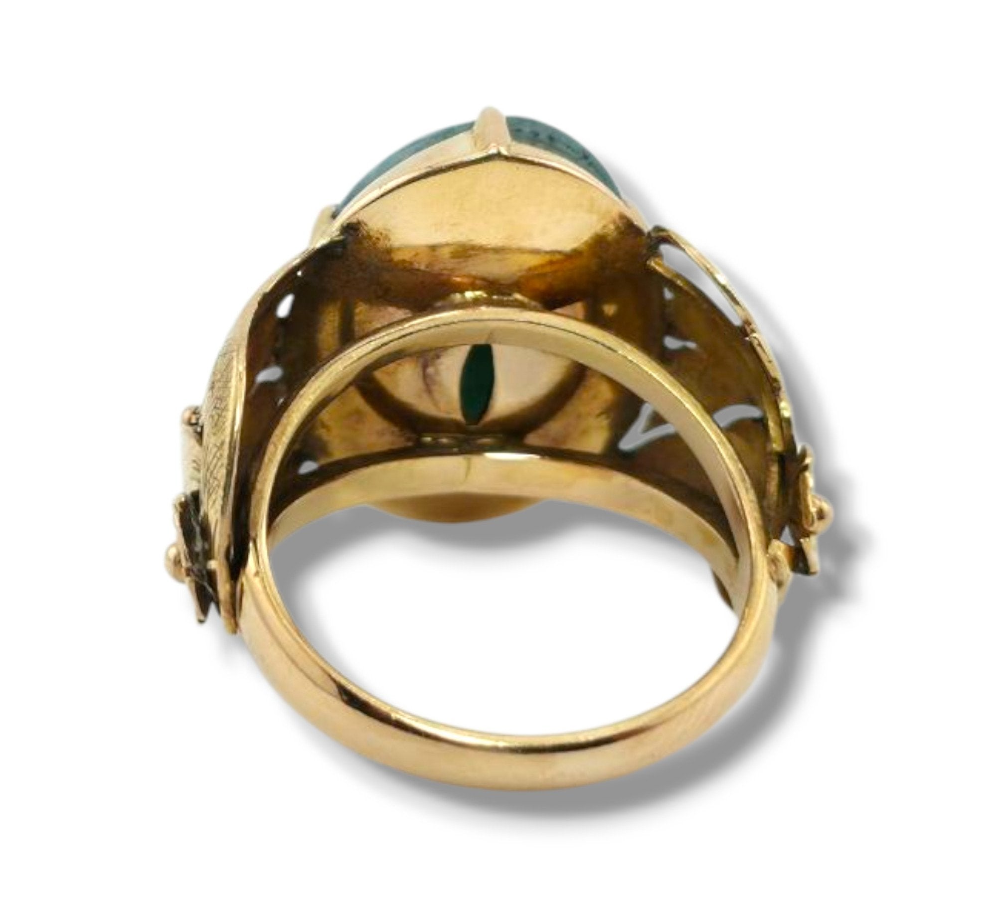 18K Gold Ring with Deep Green Emerald