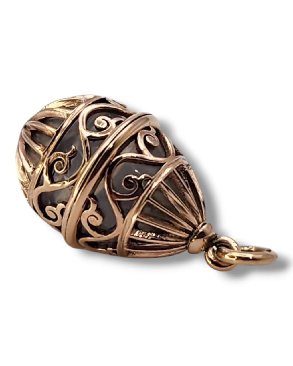 Imperial Russian Jeweled 56K (14K) Gold Egg Pendant
