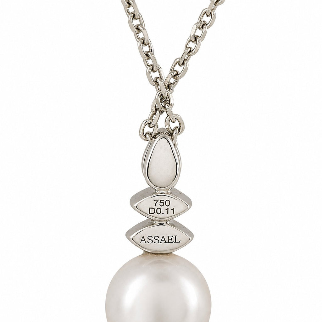 Diamond and pearl drop pendant necklace with large white pearl, stamped 750 and ASSAEL
