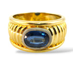 18K Yellow Gold Ring with Large Sapphire