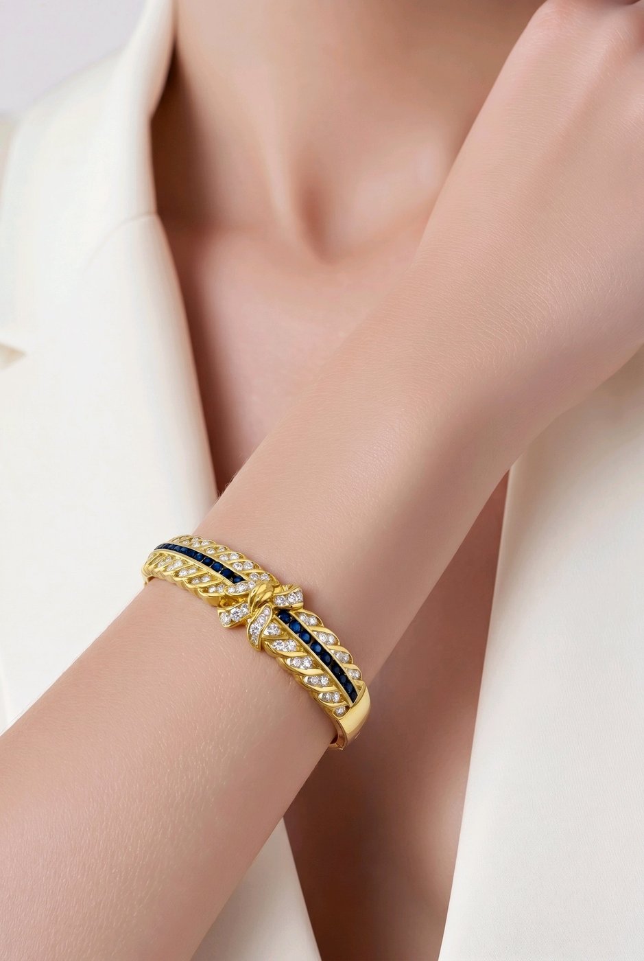 18K Yellow Gold 2.01ct Diamond and 1.00ct Sapphire Bow Bracelet