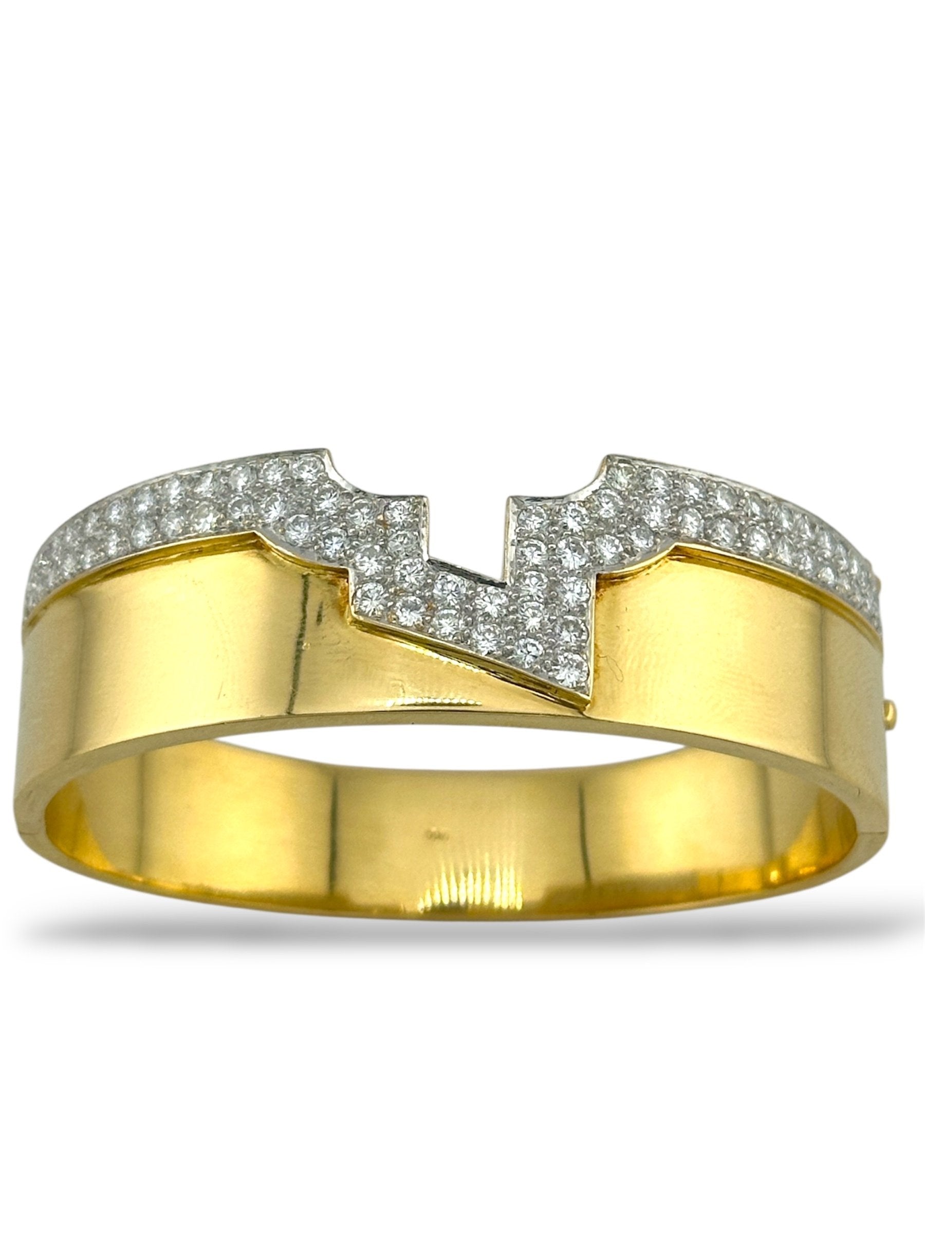 18 kt. Yellow gold, 18K Yellow Gold Hinge Bracelet with 3.10 Carats of Diamonds Diamond