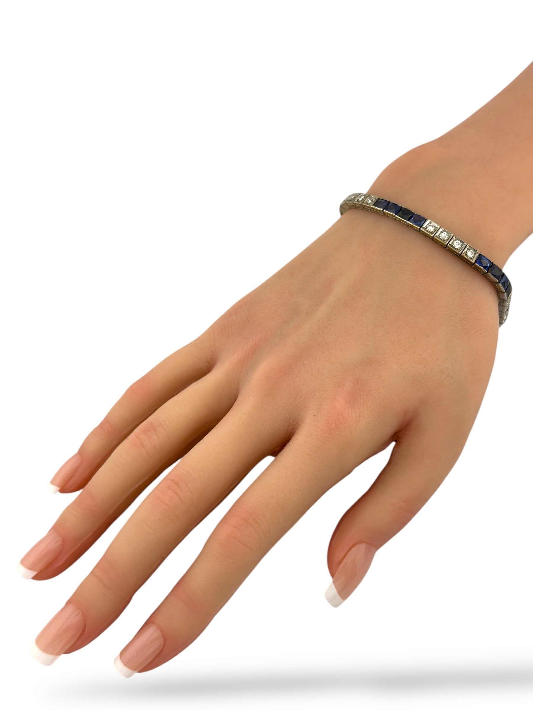 Bracelet Exclusive French Art Deco Platinum 2.08 Diamond and Sapphire Bracelet, Platinum -  2.08ct. tw. Diamond (Natural)