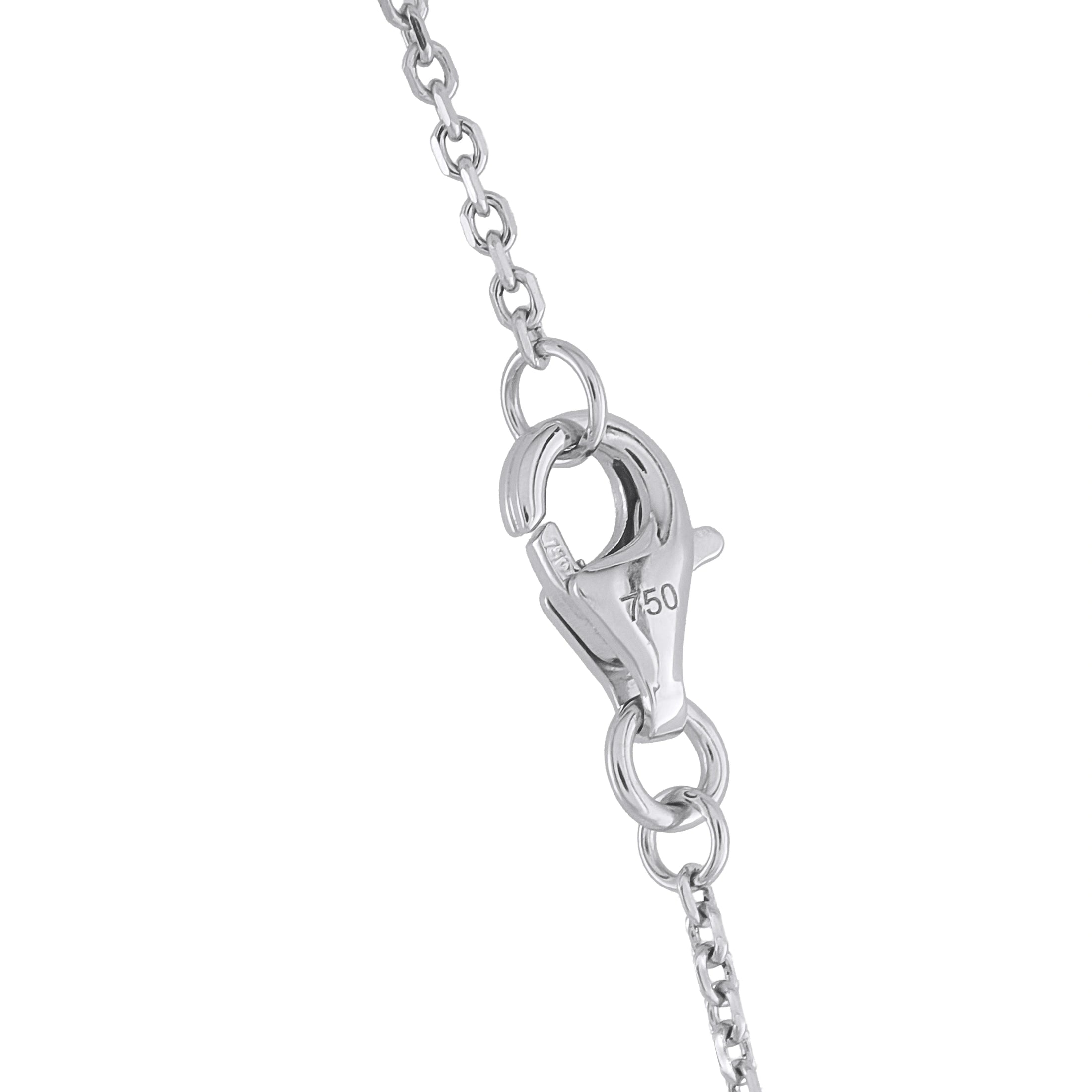 White gold chain necklace with lobster clasp and interlocking links