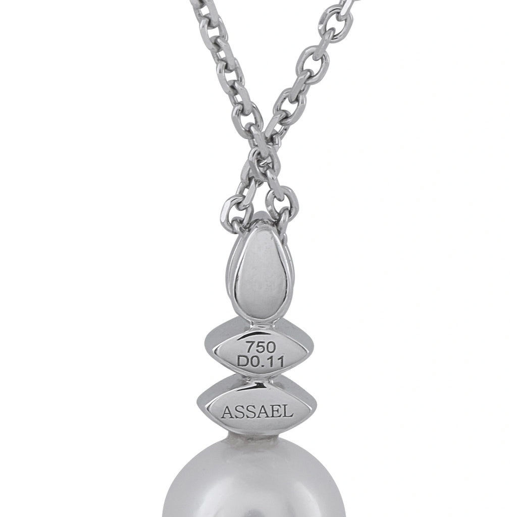 Assael white gold pendant necklace with 750 D0.11 markings and pearl drop