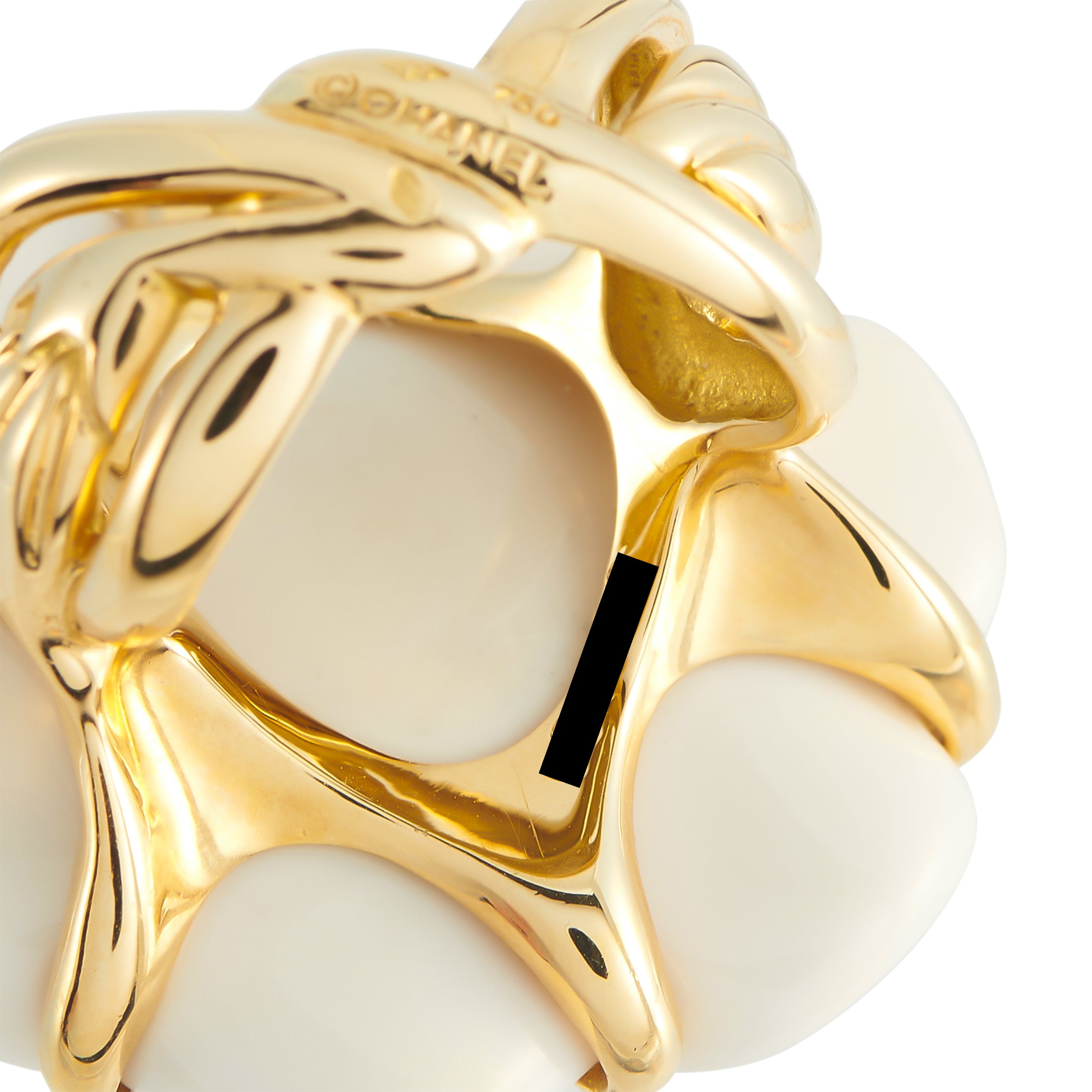 CHANEL Camelia 18K Yellow Gold White Ceramic Ring