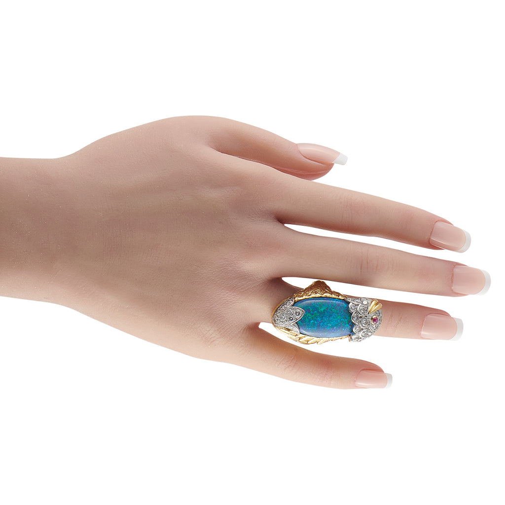 DAVID WEBB Vintage 18K Yellow Gold 4.32ct Diamond and Opal Fish Ring