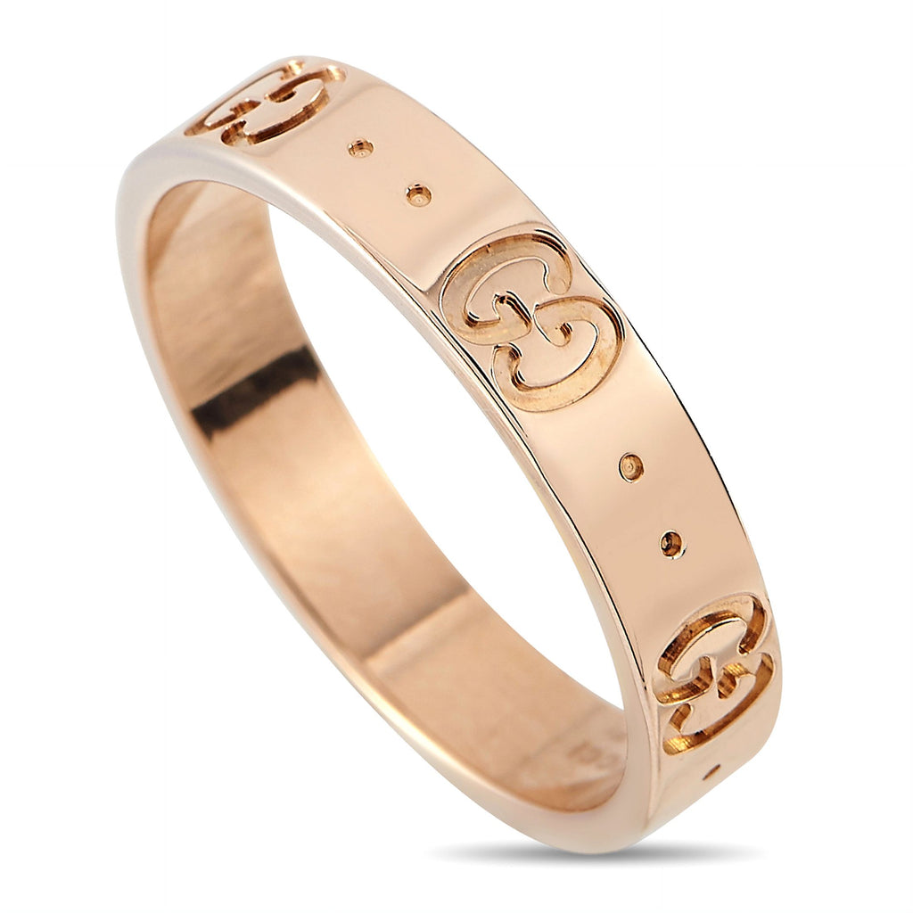 Gucci18K Rose Gold Band Ring – The iconic Double G logo takes center stage on this sleek Gucci band ring
