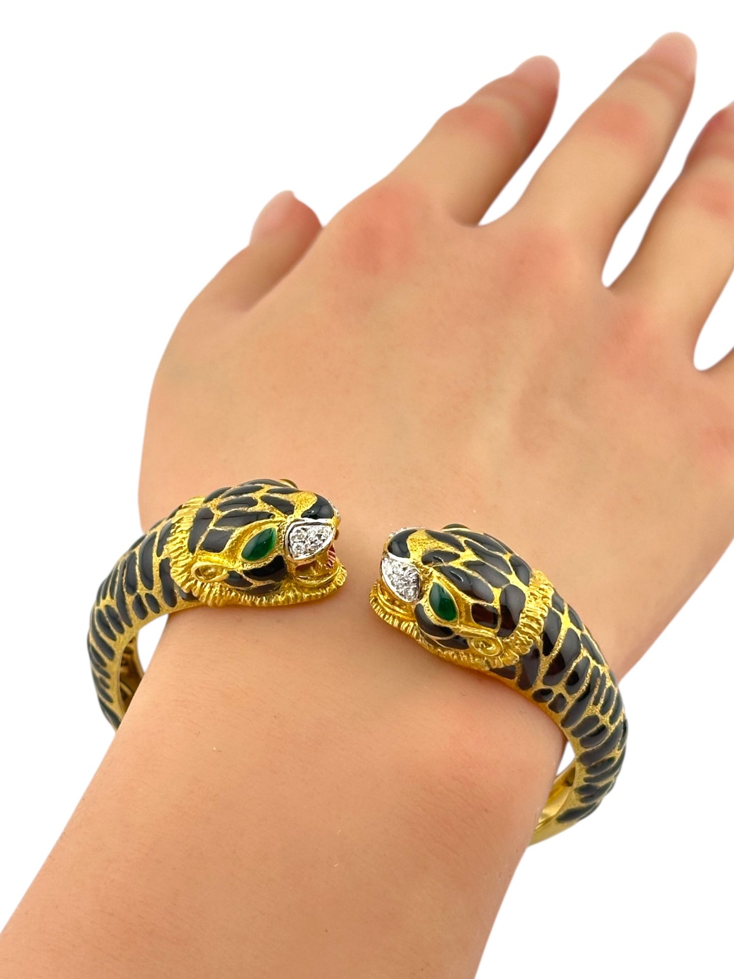 Legnazzi 18K Yellow Gold Enamel & 0.40ct. Diamond Leopard Bangle Bracelet