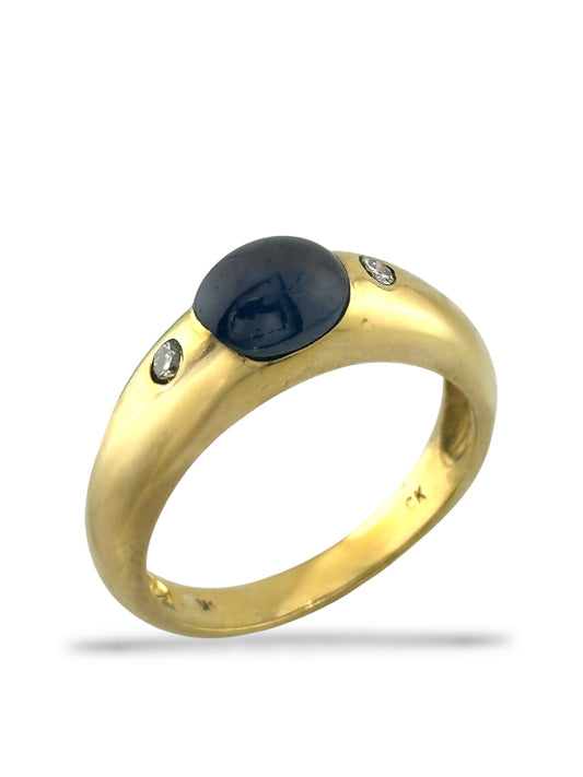 Vintage 14K Yellow Gold Ring with Blue Sapphire and Diamonds