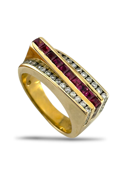 Vintage 14K Yellow Gold Ring with 0.50ct. Diamonds and Rubies