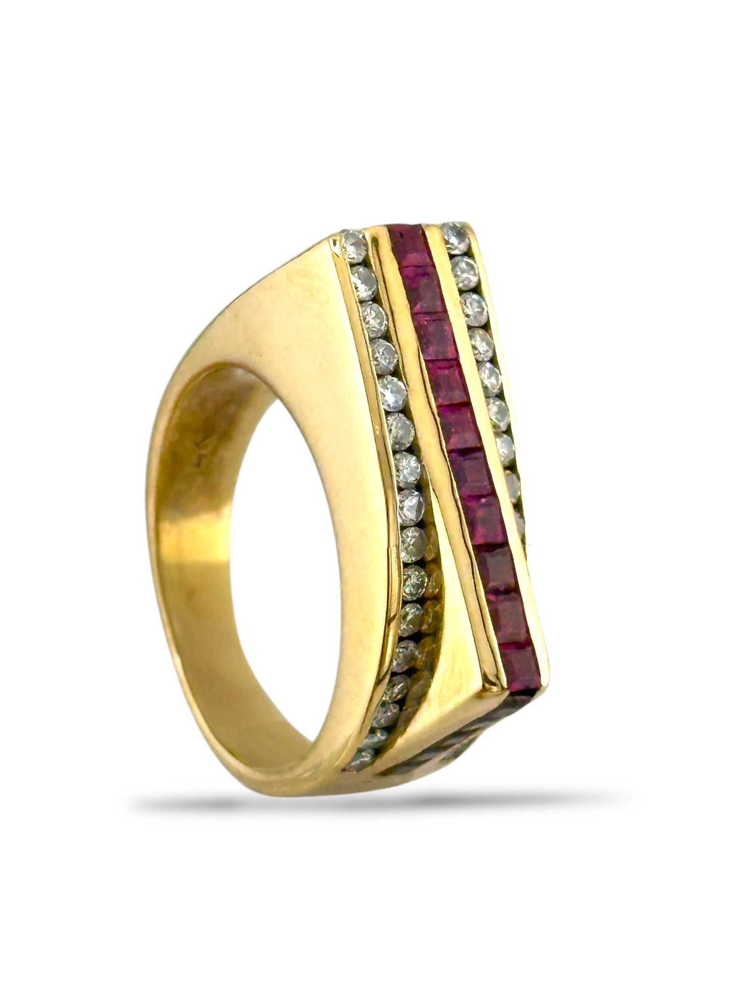 Vintage 14K Yellow Gold Ring with 0.50ct. Diamonds and Rubies