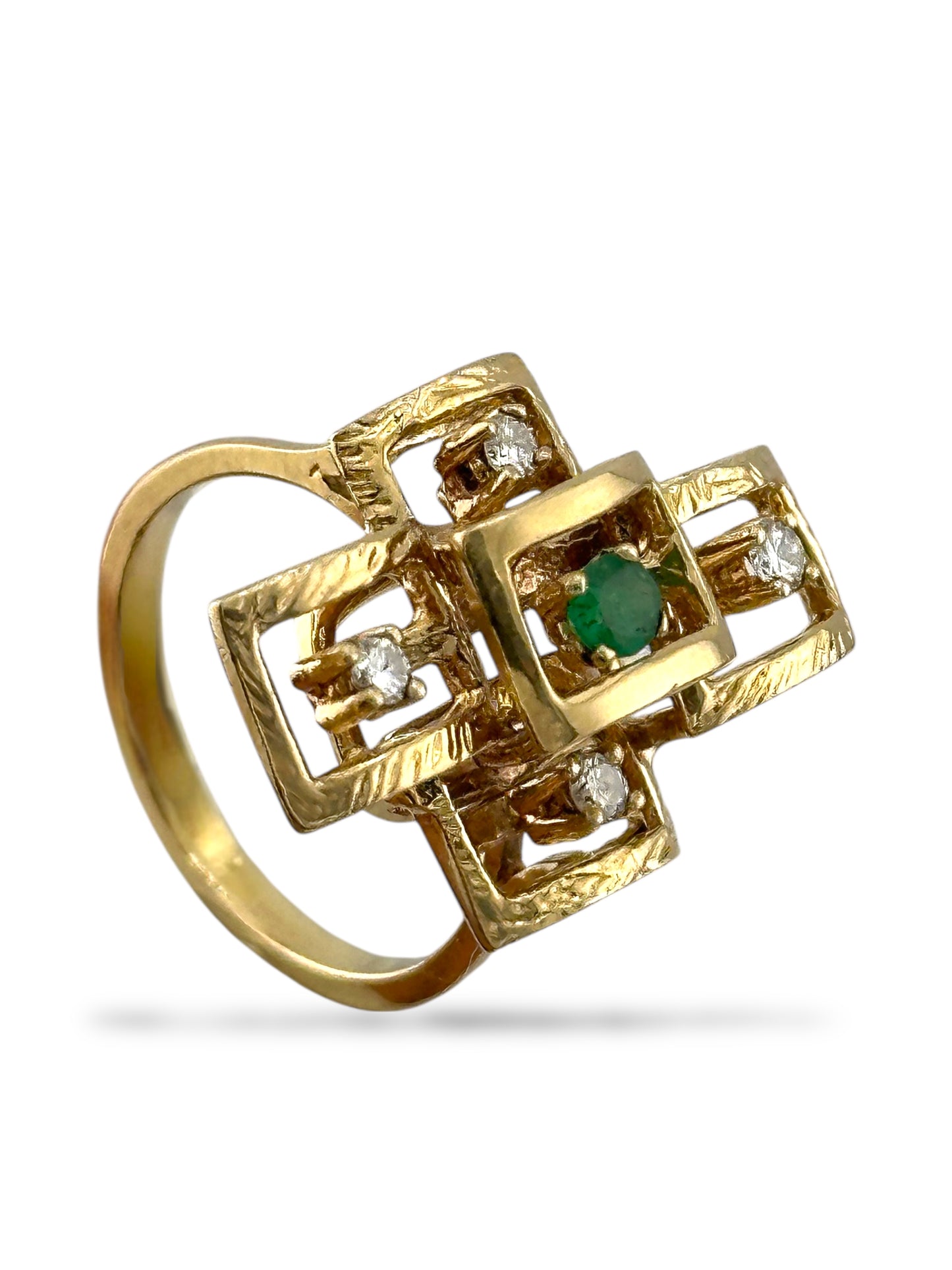 14K Yellow Gold Ring with Emerald and 0.16ct. Diamonds