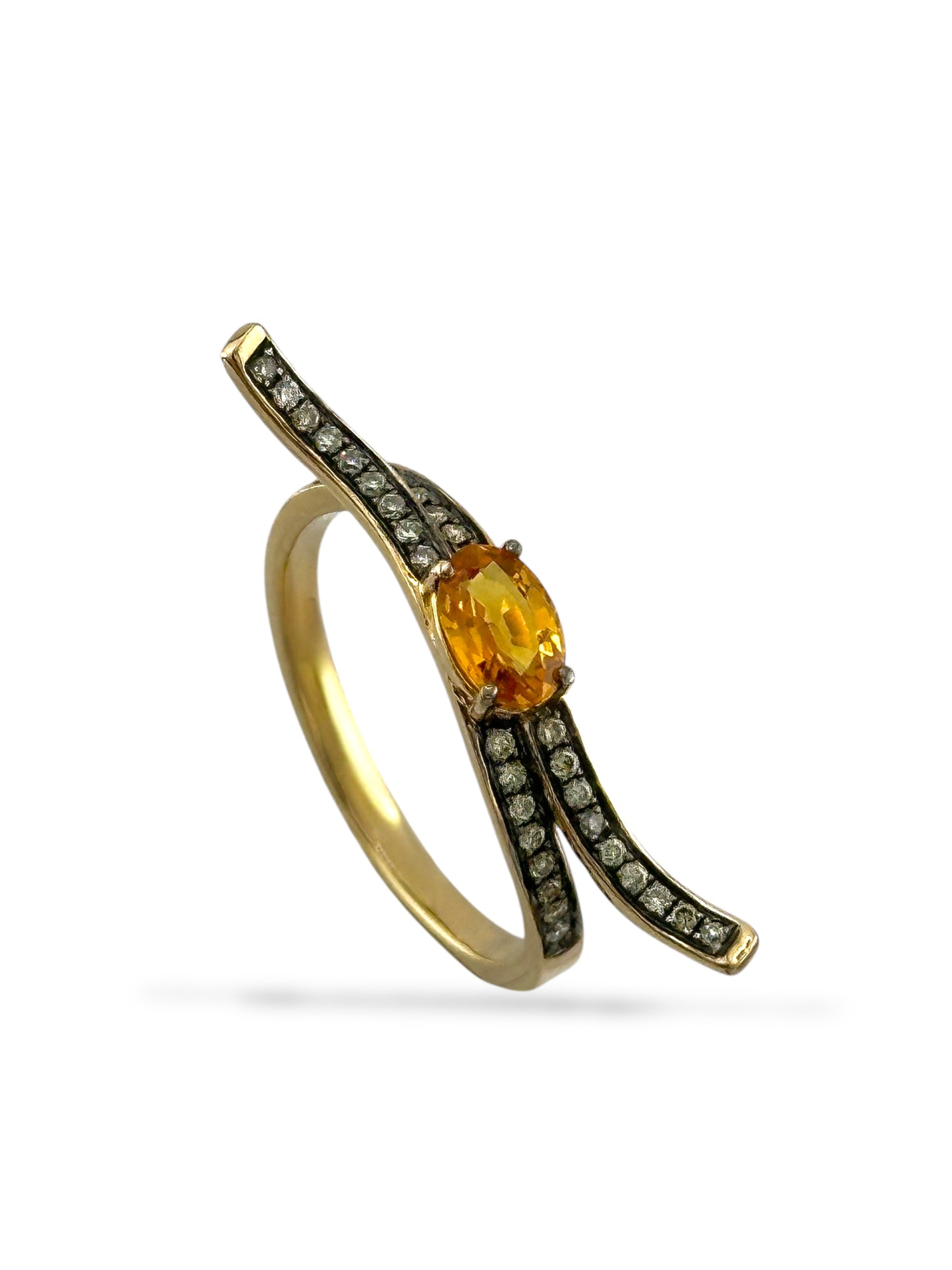 18K Yellow Gold Ring with Orange Sapphire and 0.20ct. Diamonds