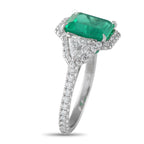 KwiatPlatinum 1.0ct Diamond and Emerald Ring