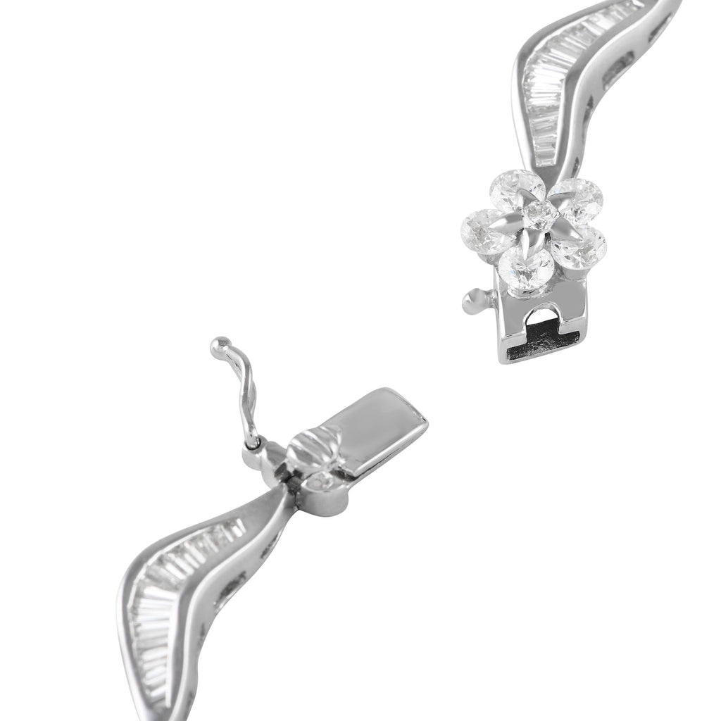 Exclusive 18K White Gold 18.80ct Diamond Necklace