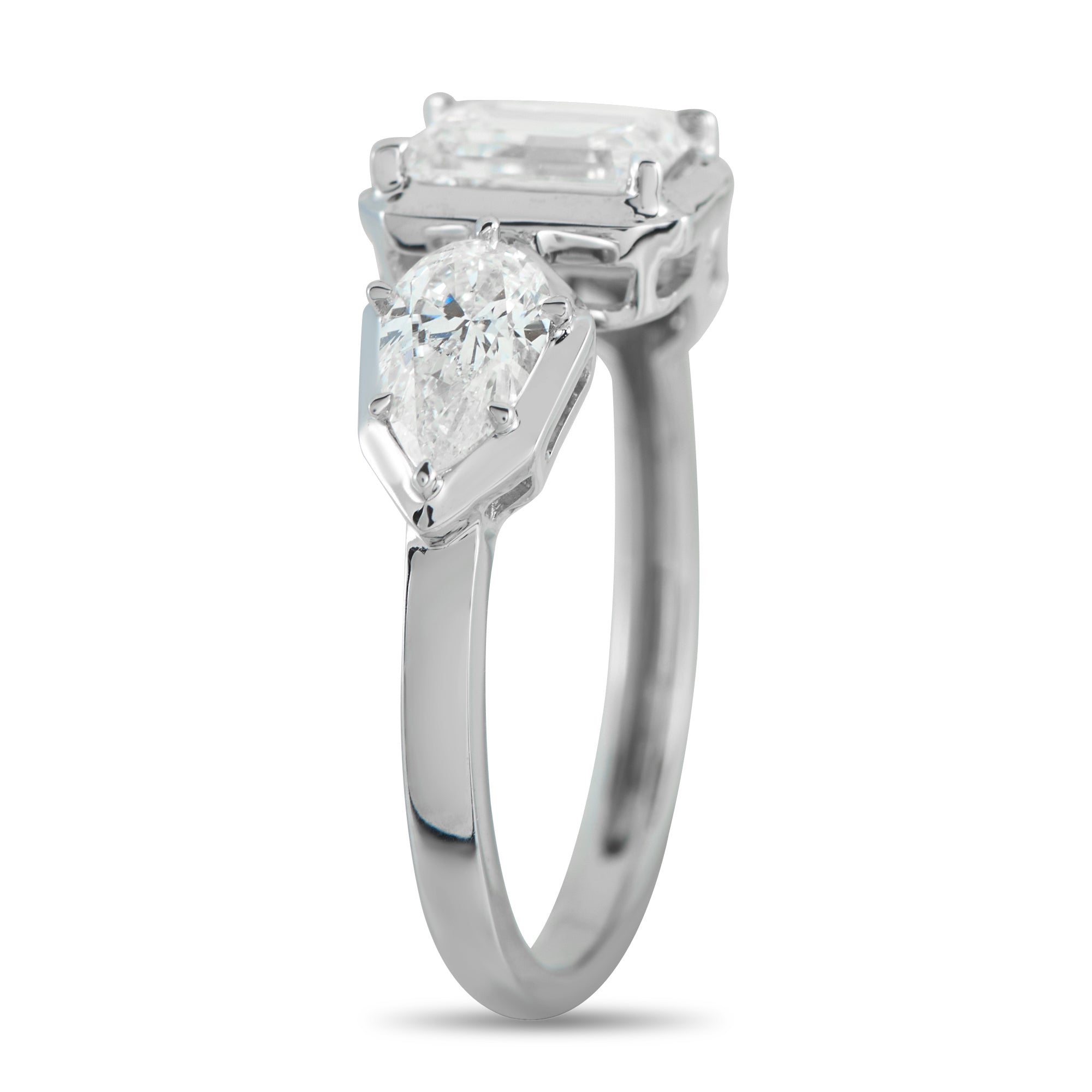 18K White Gold 1.76ct Diamond Ring