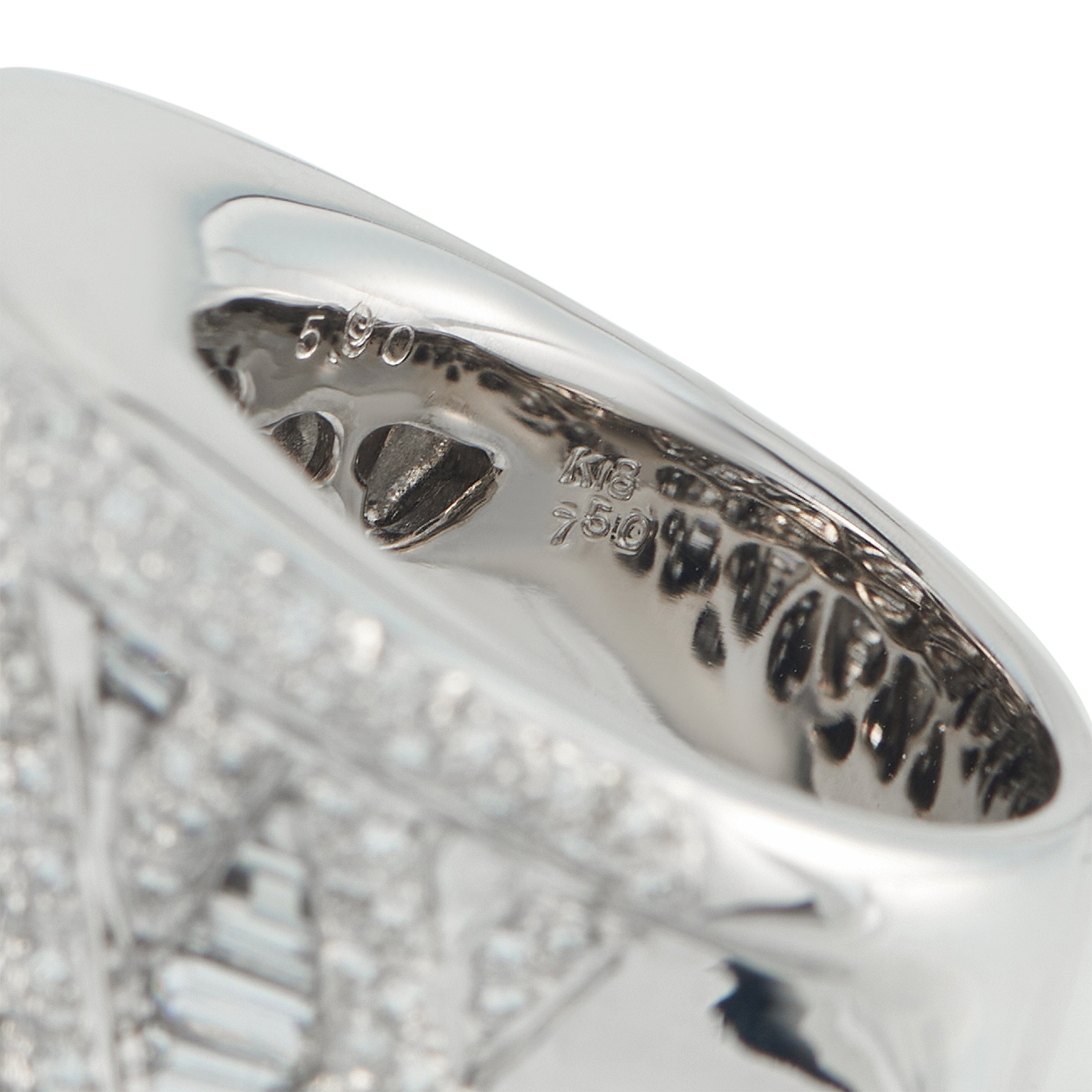 Exclusive 18K White Gold 5.0ct Diamond Ring