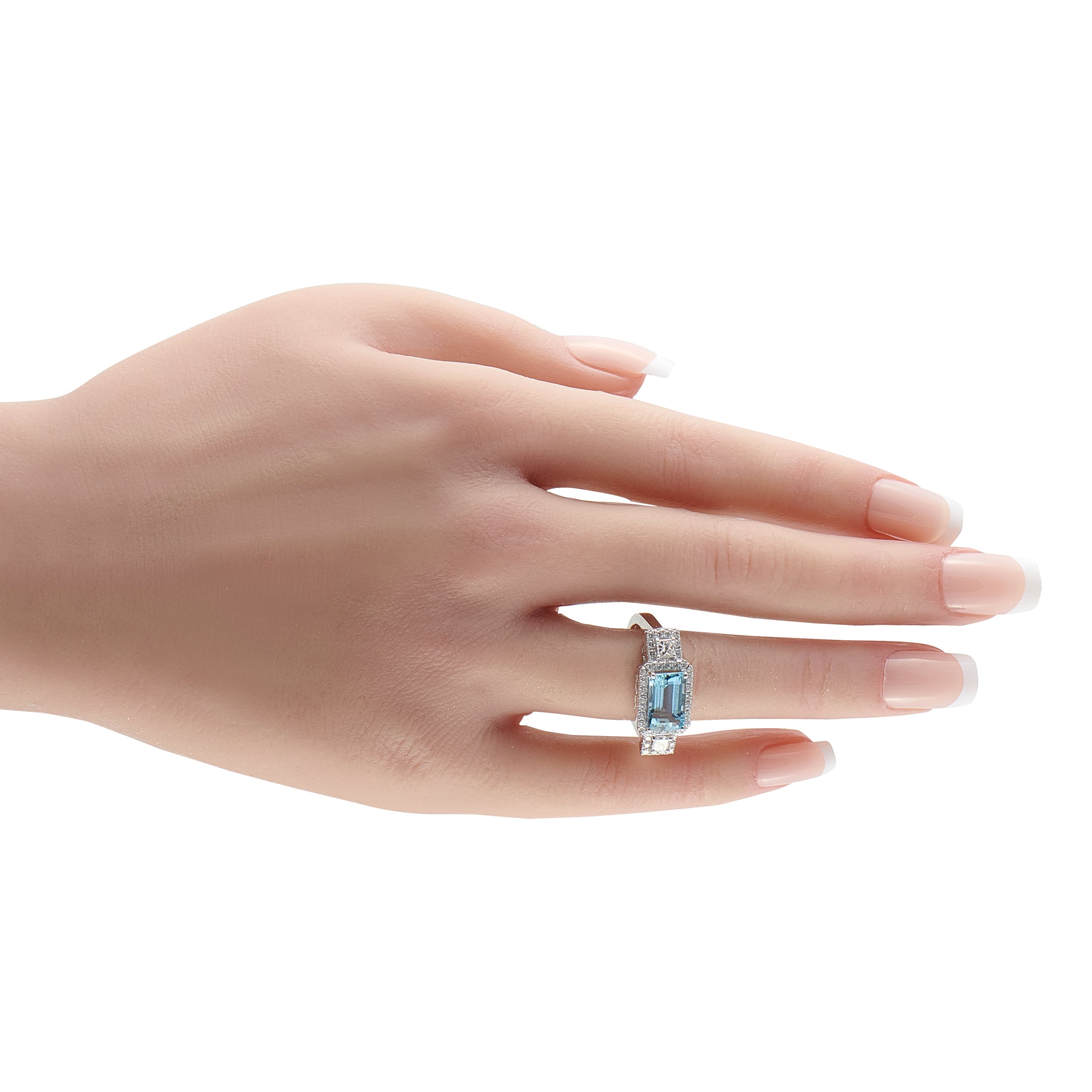18K White Gold 0.75 ct Diamond and Aquamarine Ring