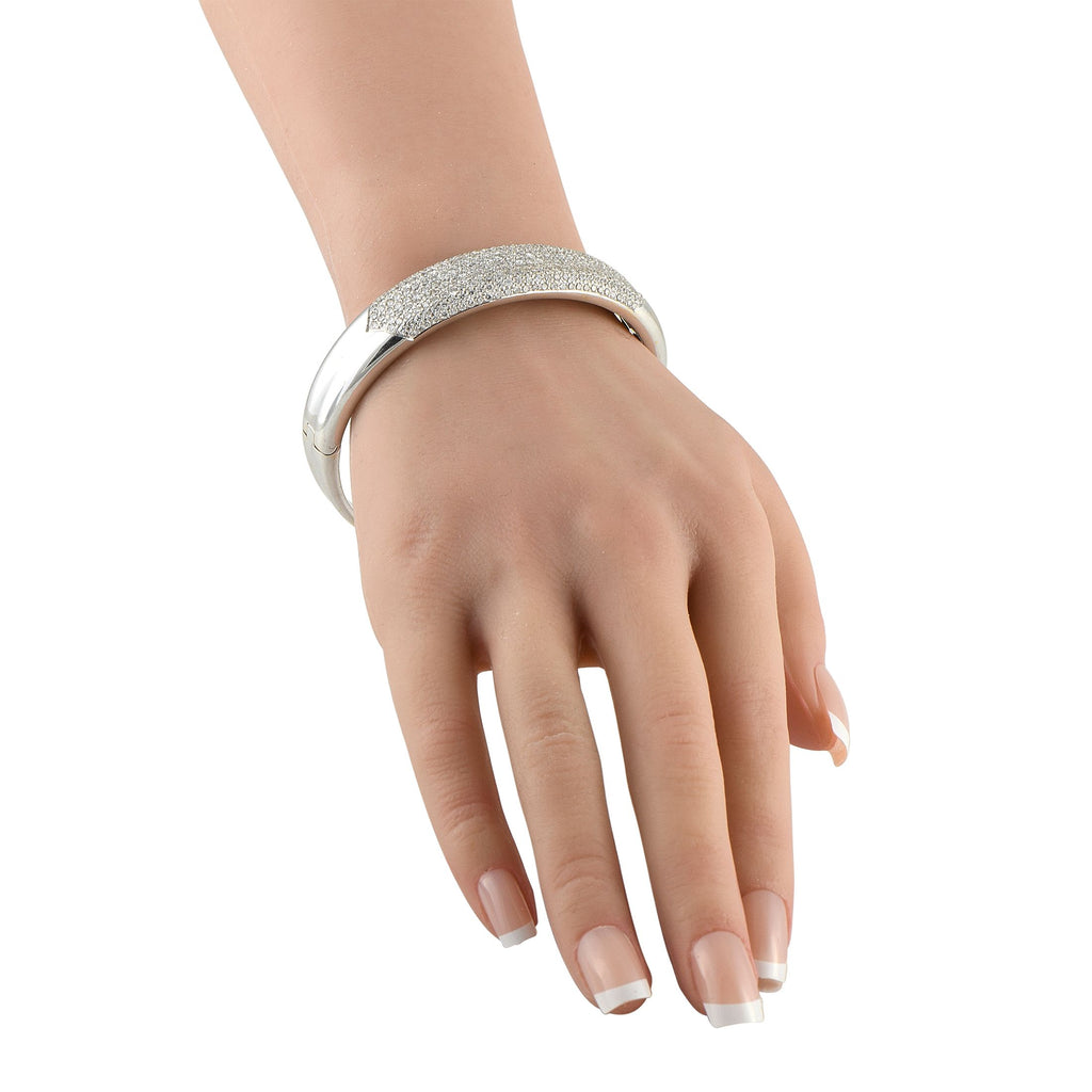 Exclusive 18K White Gold 5.82ct Diamond Bangle