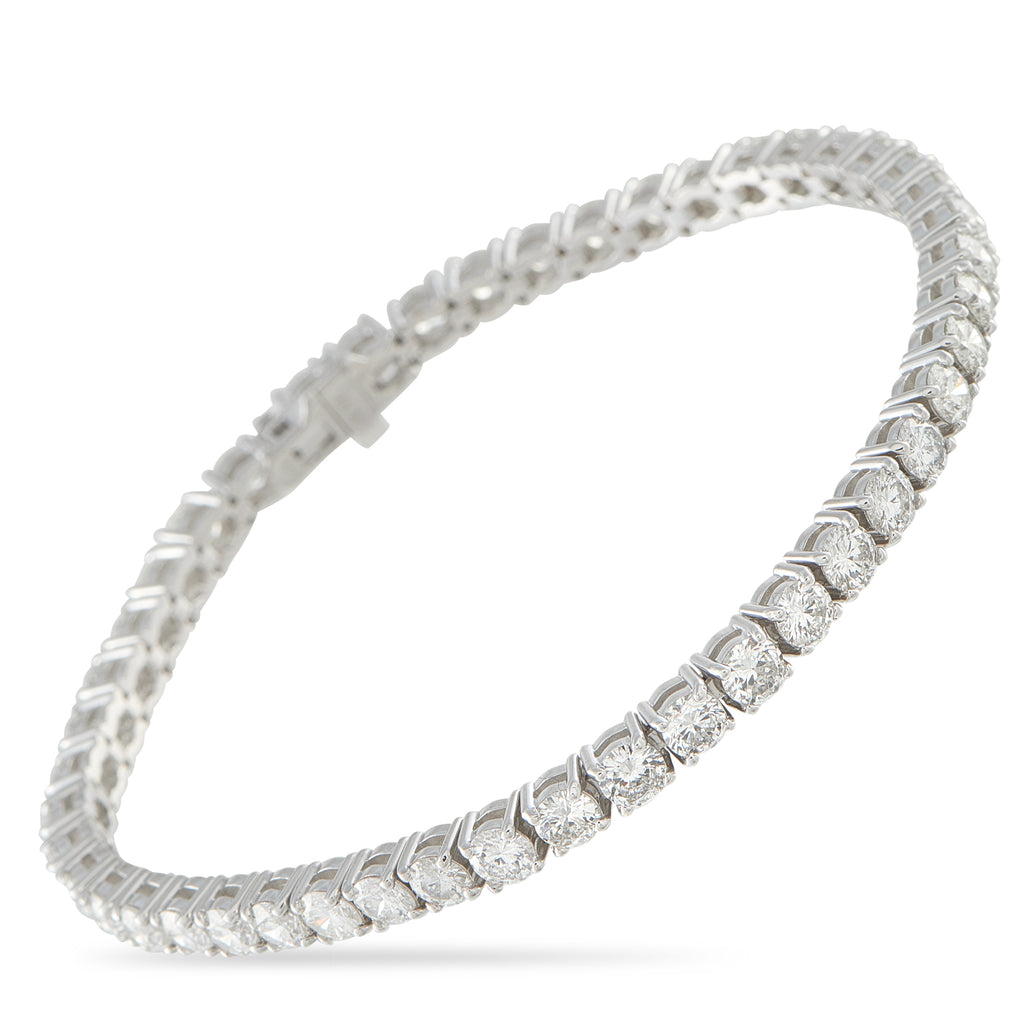 18K white gold diamond tennis bracelet with round-cut stones