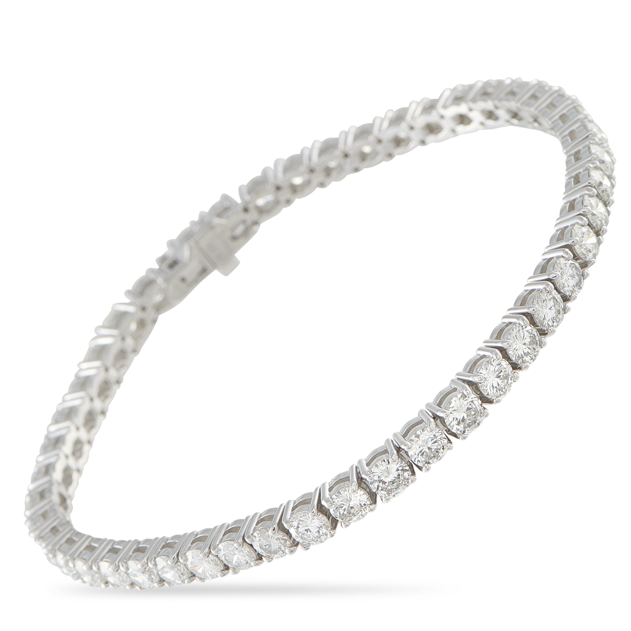 18K white gold diamond tennis bracelet with round-cut stones