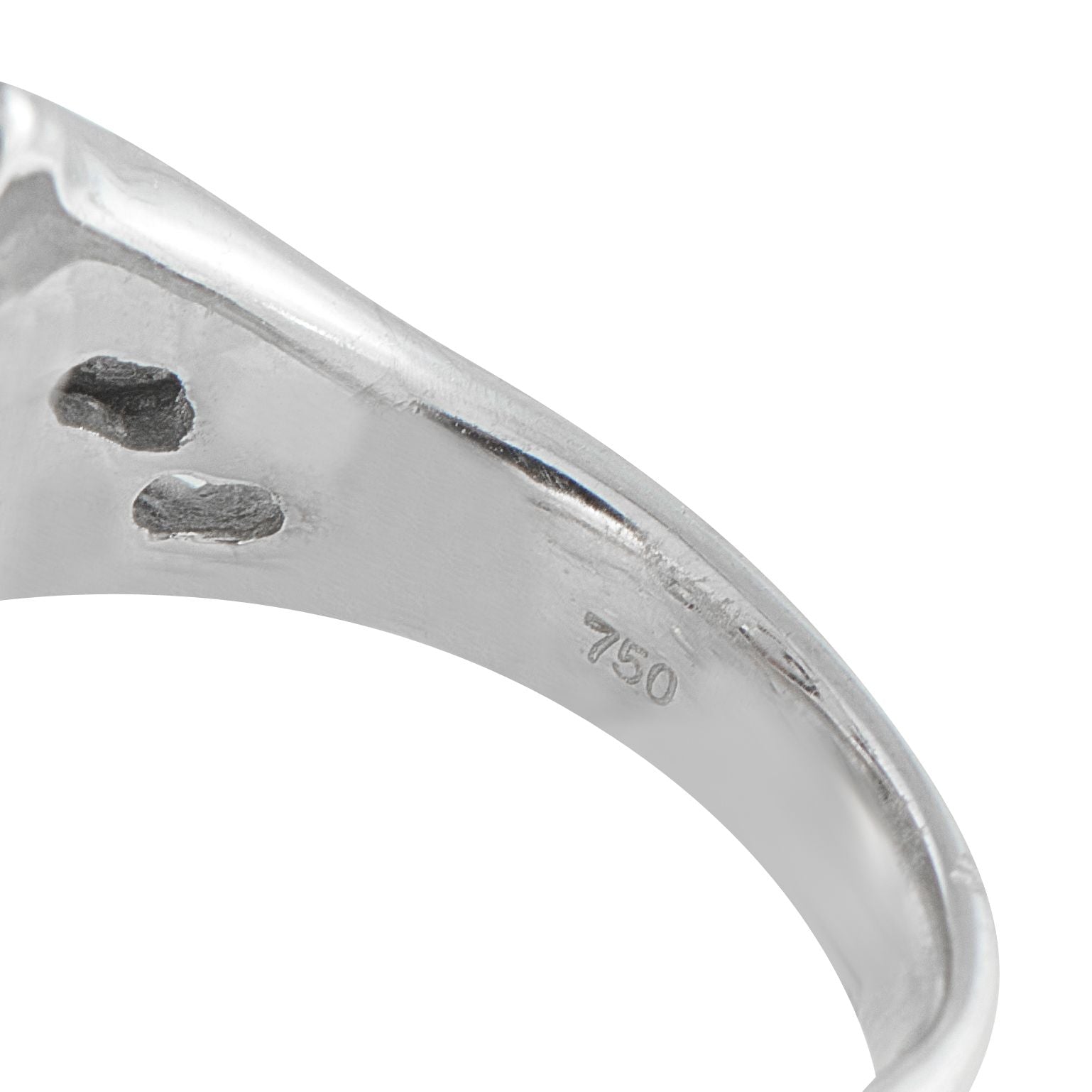 Exclusive 18K White Gold 04.0ct Diamond and Coral Frog Ring