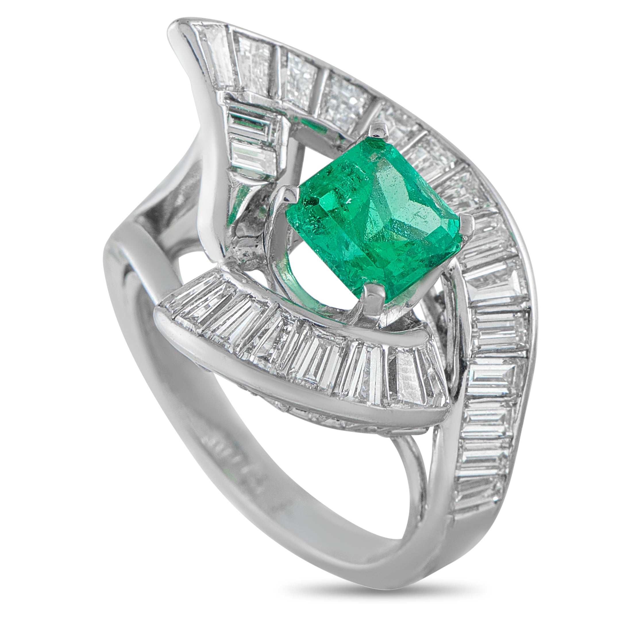 18K White Gold 2.0ct Diamond and Emerald Ring