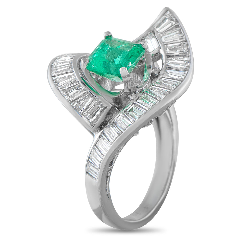 18K White Gold 2.0ct Diamond and Emerald Ring