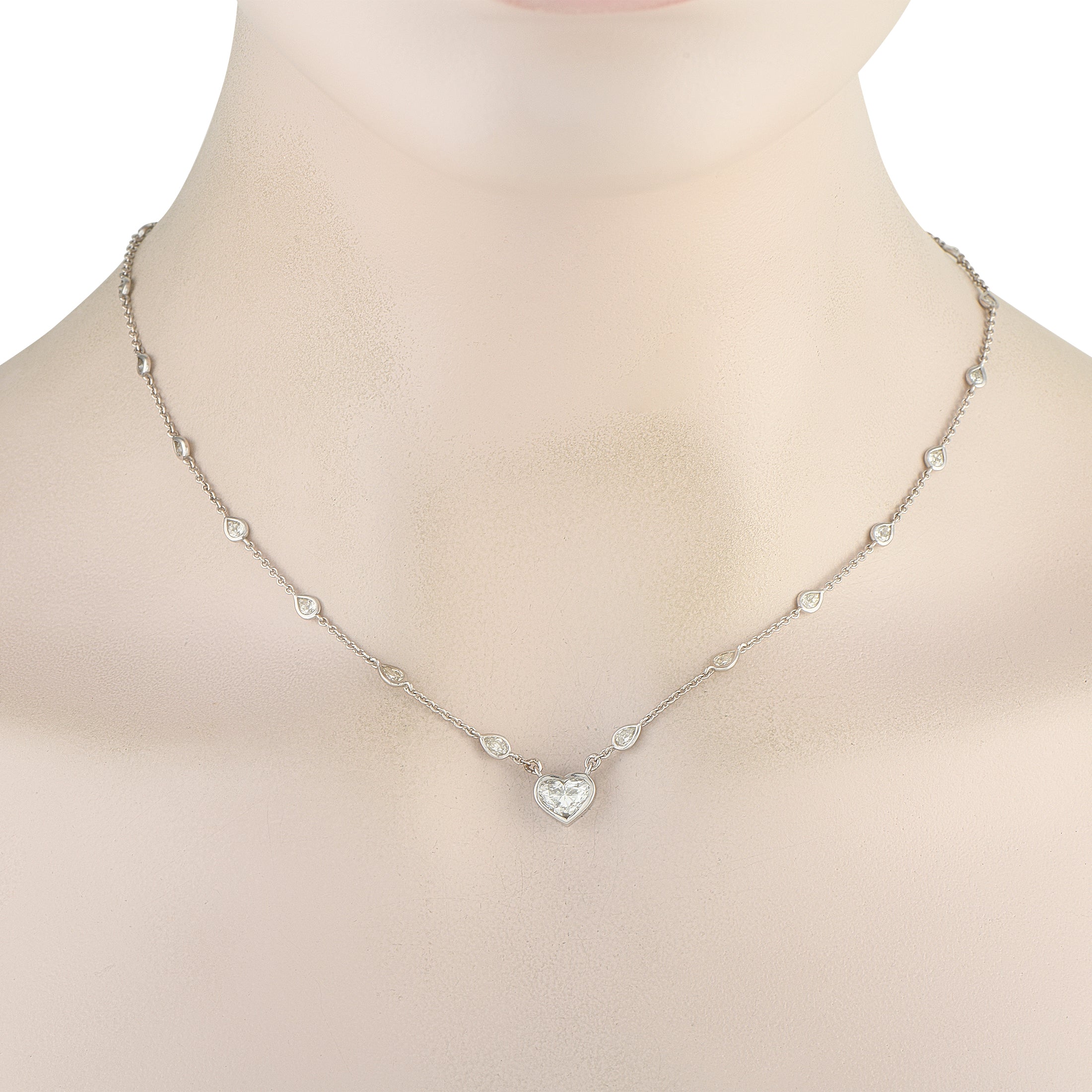 18K White Gold 3.81ct Diamond Heart Necklace
