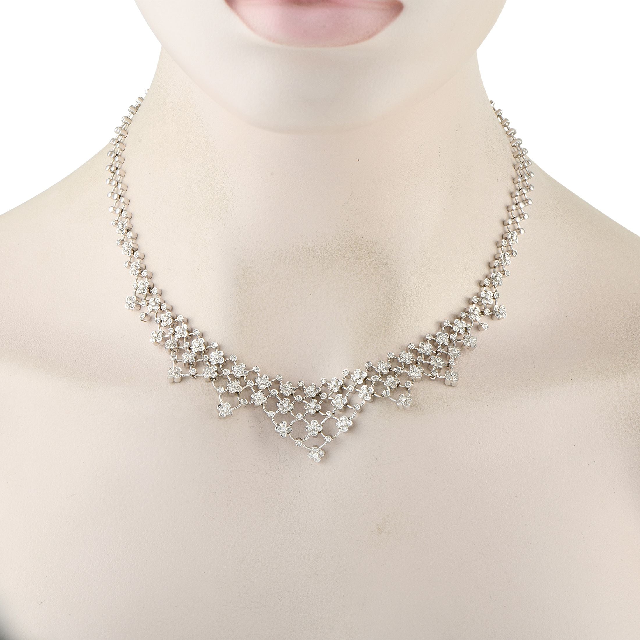 Exclusive 18K White Gold 2.76ct Diamond Necklace
