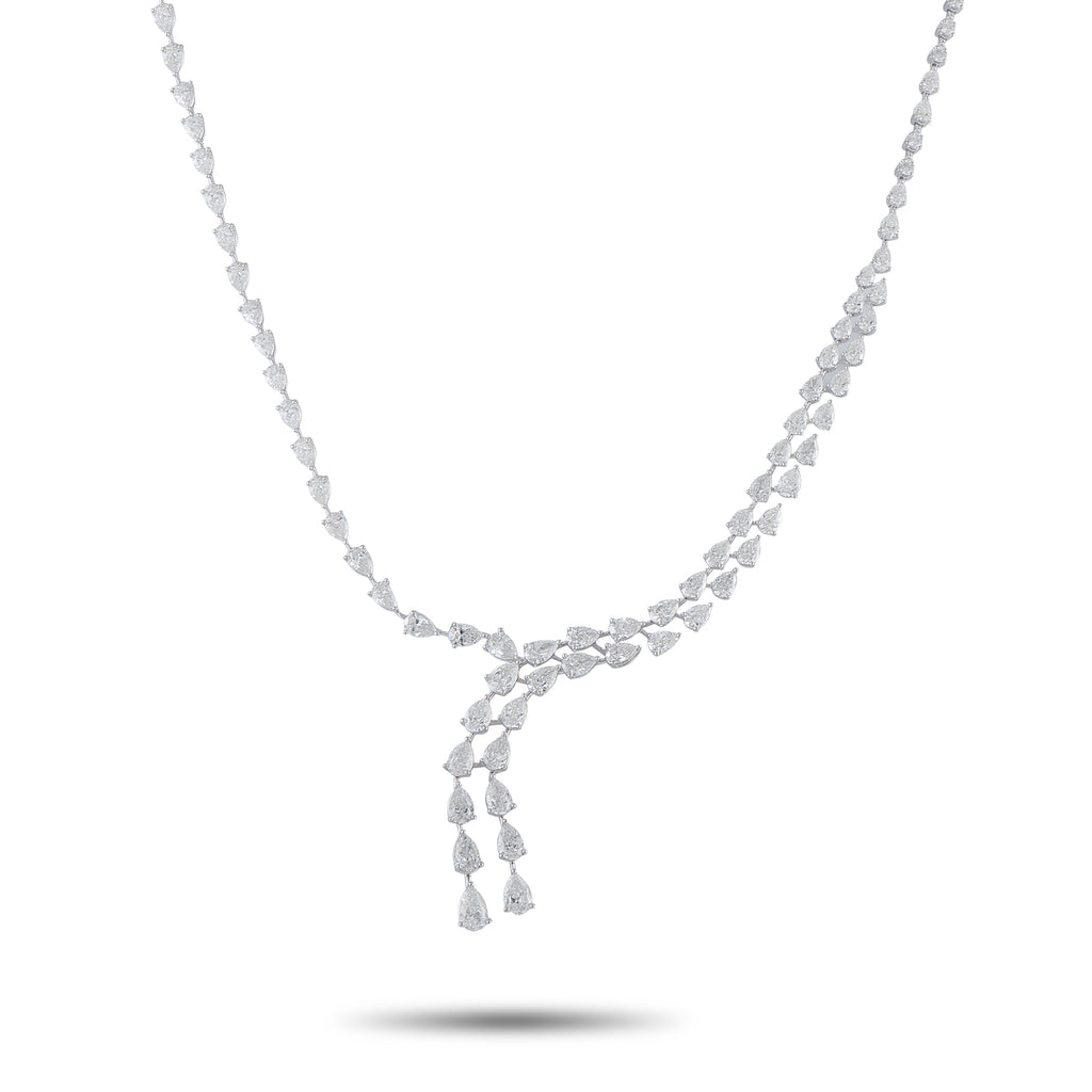 Exclusive 18K White Gold 13.50ct Diamond Necklace – This delicate necklace will instantly capture your imagination