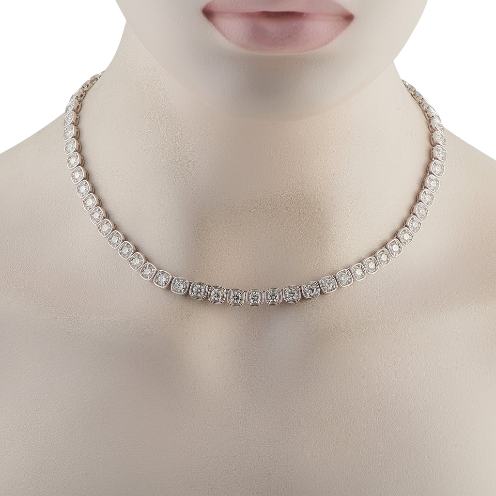 Exclusive 18K White Gold 19.75ct Diamond Necklace