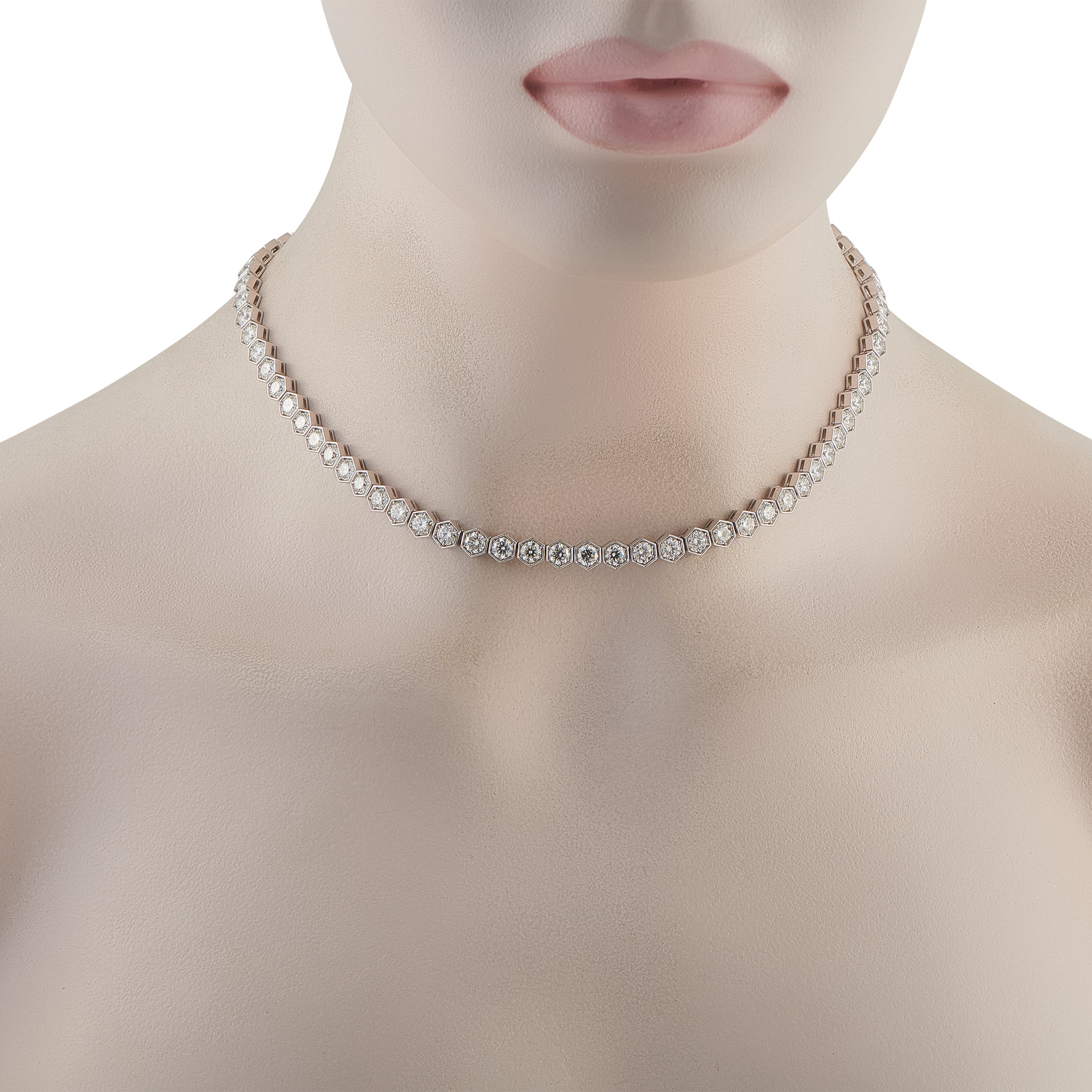 Exclusive 18K White Gold 22.25ct Diamond Necklace